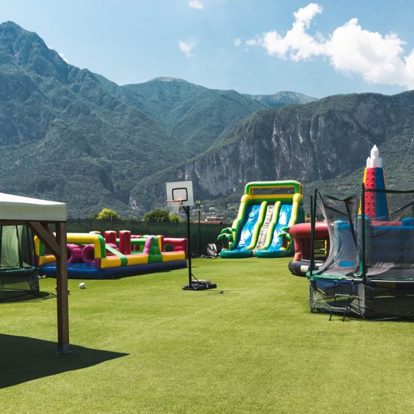 Parco giochi gonfiabili per bambini Hotel Campagnola