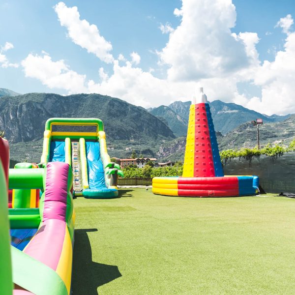 Parco giochi gonfiabili per bambini Hotel Campagnola