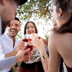 Aperitivo tra amici Riva del Garda Hotel Campagnola